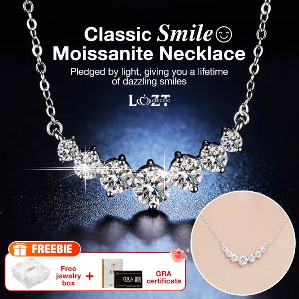 Classic Smile Moissanite Necklace Classic Smile Moissanite Necklace