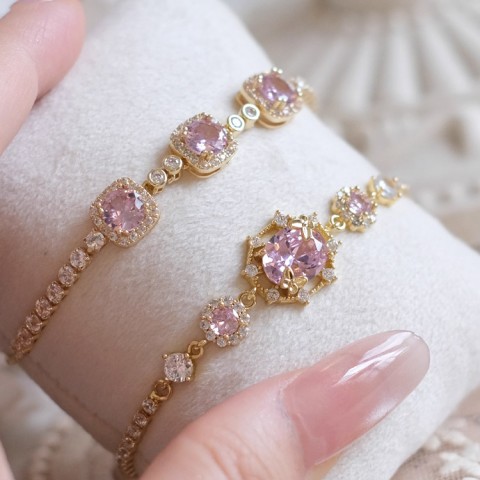 Geometric Square Pull-Out Bracelet