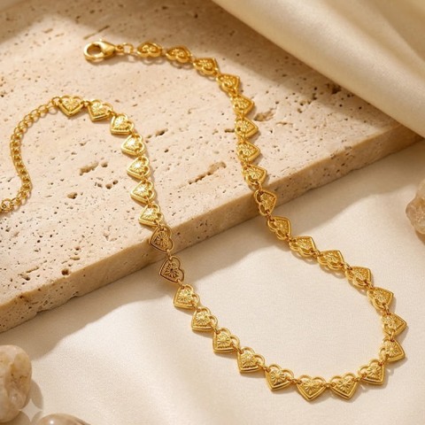Heart-shaped Lace Titanium Steel Necklace Set