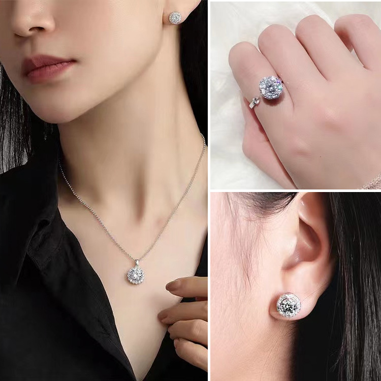 Three-piece set for only ₱533 each-Rotating Zircon Jewelry Set-become elegant/lucky